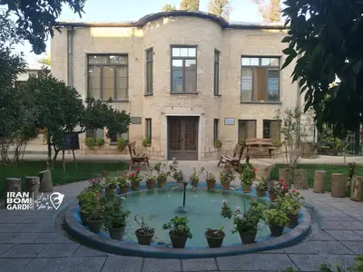 اقامتگاه بوم گردی خانه باغ ایرانی شیراز